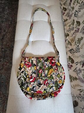 Vera Bradley Saddle Up Poppy Field Crossbody Magnetic Closure